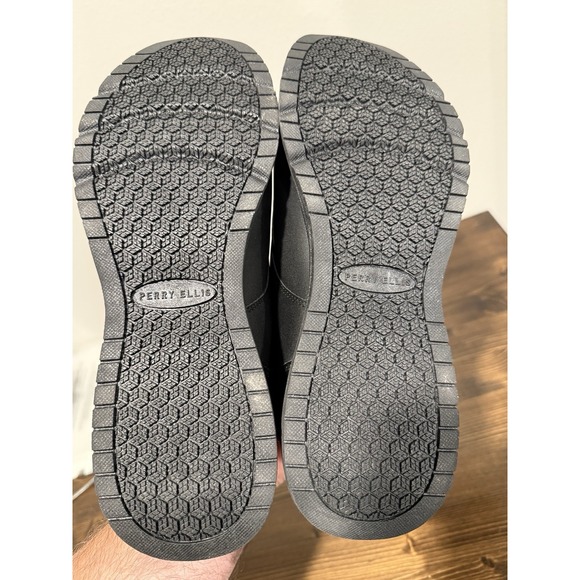 Perry Ellis Portfolio Men 10.5W Slip Guard Resistant Slip-On Black Work Shoes - Picture 8 of 8